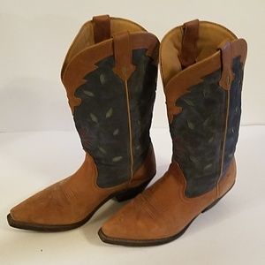 Laredo cowboy boots